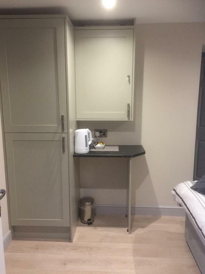 Private En-Suite Guestroom Ruthin Ngoại thất bức ảnh